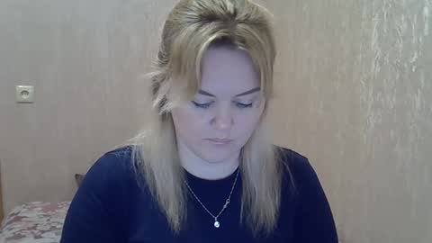 karennelsonx online show from February 4, 6:06 pm