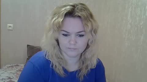 karennelsonx online show from February 20, 12:25 pm