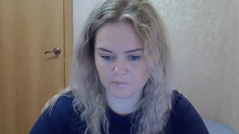 karennelsonx online show from November 2, 3:03 pm