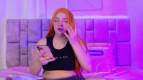 Snapshot of kariina_wong chatting on November 27, 8:11 pm kariina_wong online show from November 27, 8:11 pm