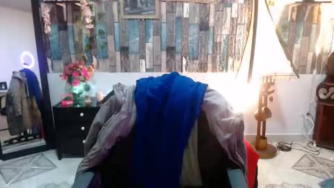 Snapshot of karima_sarabe chatting on October 21, 10:21 pm karima_sarabe online show from October 21, 10:21 pm