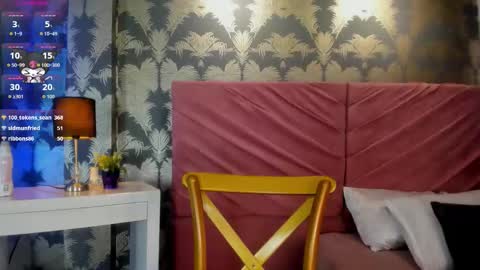 Snapshot of karin_ks chatting on November 20, 7:41 am Karina online show from November 20, 7:41 am