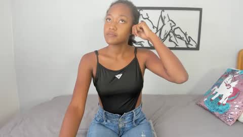 Snapshot of karina_lopez7 chatting on September 29, 3:17 pm karina_lopez7 online show from September 29, 3:17 pm