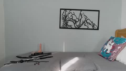 Snapshot of karina_lopez7 chatting on November 17, 1:28 pm karina_lopez7 online show from November 17, 1:28 pm