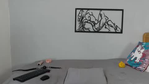 Snapshot of karina_lopez7 chatting on November 19, 2:06 pm karina_lopez7 online show from November 19, 2:06 pm