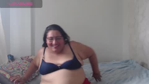 Snapshot of karina_turbay chatting on December 17, 4:32 pm Karina online show from December 17, 4:32 pm