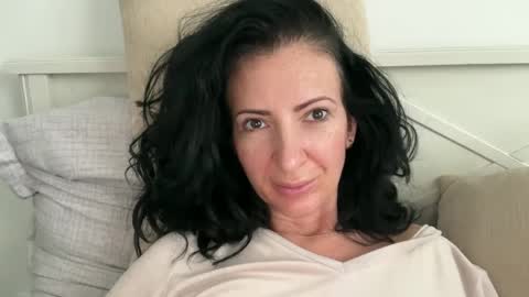 Snapshot of karinablair chatting on January 4, 11:22 am Karina online show from January 4, 11:22 am