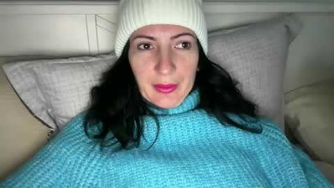 Snapshot of karinablair chatting on February 27, 5:02 am Karina online show from February 27, 5:02 am