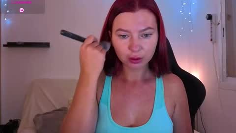 Snapshot of karinchik_ chatting on September 23, 6:33 pm Karina online show from September 23, 6:33 pm