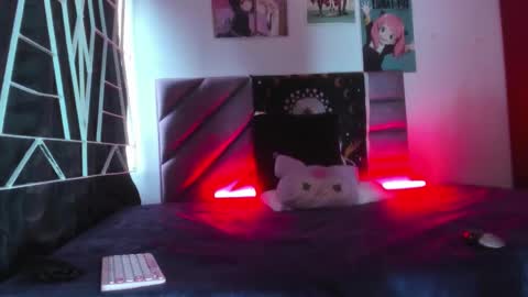 Snapshot of karinna__raven chatting on November 25, 9:48 pm KARINNA RAVEN online show from November 25, 9:48 pm