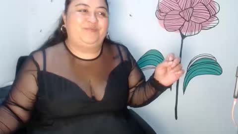 karissa online show from January 14, 9:15 am