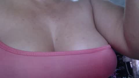 Snapshot of karito26_love chatting on March 4, 12:33 pm karito26_love online show from March 4, 12:33 pm