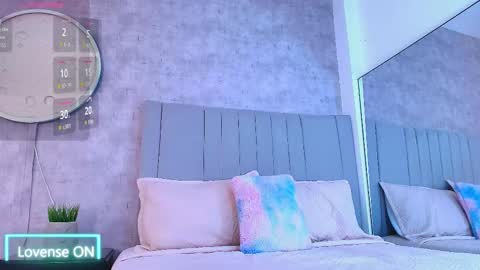 Karla online show from November 15, 7:43 pm