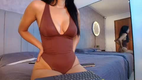 Karla online show from April 15, 8:20 pm