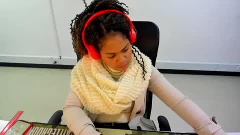 Snapshot of karla_cg chatting on March 7, 11:27 pm karla_cg online show from March 7, 11:27 pm