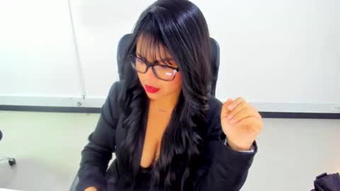 Snapshot of karla_cg chatting on October 2, 3:41 pm karla_cg online show from October 2, 3:41 pm