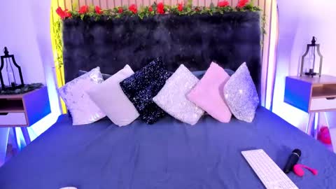 Snapshot of karla_gonzaless chatting on March 4, 6:39 pm Karla Gonzaless online show from March 4, 6:39 pm