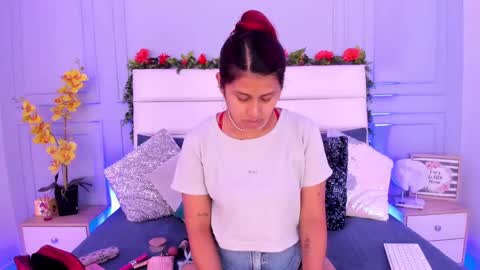 Snapshot of karla_gonzaless chatting on March 10, 7:07 pm Karla Gonzaless online show from March 10, 7:07 pm