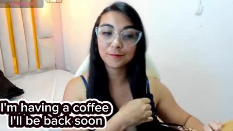 Snapshot of karla_hernandez chatting on January 29, 10:48 am Karla online show from January 29, 10:48 am