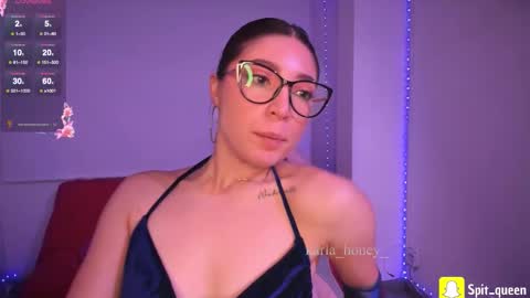 Snapshot of karla_honey_ chatting on November 12, 12:11 am Karla online show from November 12, 12:11 am