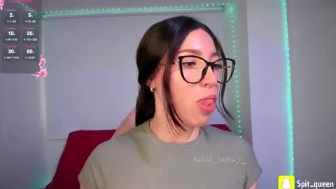 Snapshot of karla_honey_ chatting on November 12, 10:09 pm Karla online show from November 12, 10:09 pm