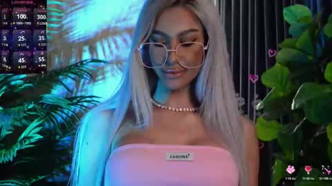 KarlaBart online show from October 10, 7:46 pm