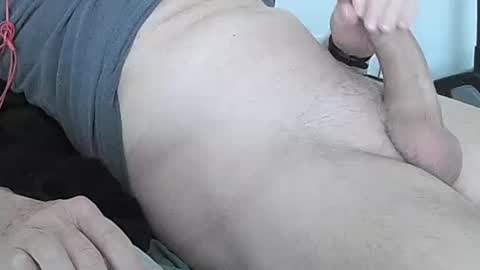 Snapshot of karledgar33 chatting on January 6, 12:46 pm Karl online show from January 6, 12:46 pm