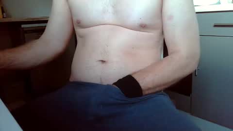 Snapshot of karlodi chatting on December 23, 2:07 pm Kev online show from December 23, 2:07 pm