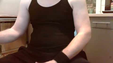 Snapshot of karlodi chatting on March 3, 12:48 am Kev online show from March 3, 12:48 am