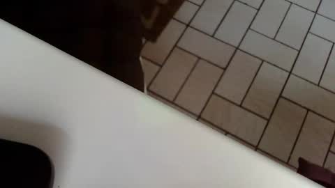 Snapshot of karlodi chatting on October 19, 6:36 am Kev online show from October 19, 6:36 am