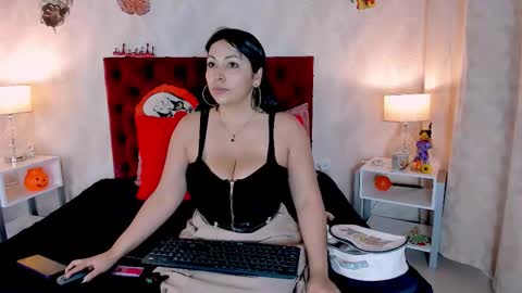 Karly Print online show from October 29, 1:02 pm