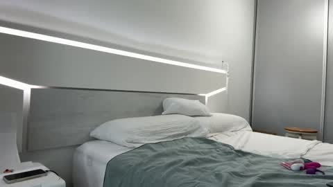 Karol online show from October 5, 4:49 pm