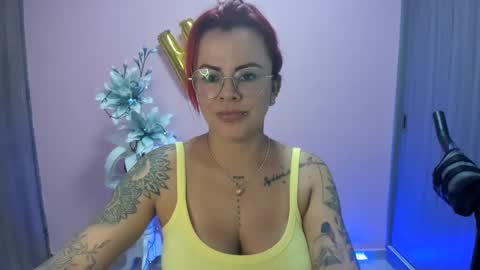 Snapshot of karol_milf__ chatting on December 31, 12:00 am kAROL MILF online show from December 31, 12:00 am