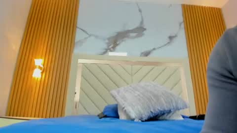 Karol and Luna online show from April 13, 7:41 pm