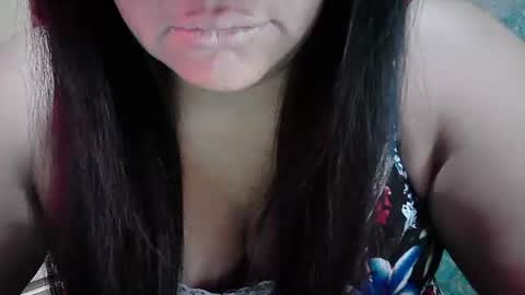 Snapshot of karolbb chatting on February 6, 11:54 am karolbb online show from February 6, 11:54 am