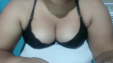 Snapshot of karolbb chatting on September 28, 11:15 am karolbb online show from September 28, 11:15 am