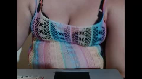 karolbb21 online show from February 1, 11:58 pm