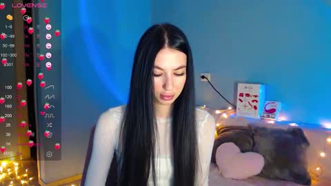 Snapshot of karolina_hottie_ chatting on September 9, 2:22 am Kira online show from September 9, 2:22 am