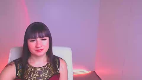 Caroline online show from December 15, 10:28 am