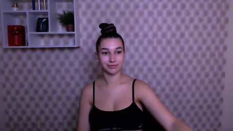 Karolina online show from October 2, 5:03 am