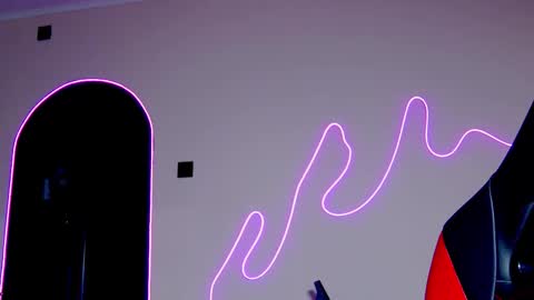 karoline121 online show from October 8, 10:07 pm