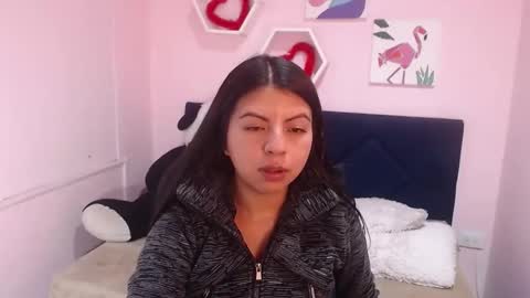 Snapshot of karolineburnx chatting on February 27, 8:50 am Isa online show from February 27, 8:50 am