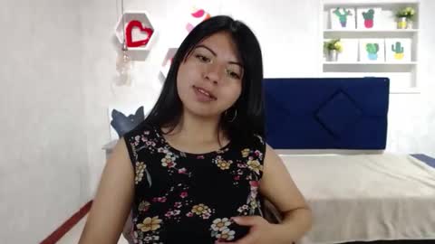 Snapshot of karolineburnx chatting on September 29, 11:15 am Isa online show from September 29, 11:15 am