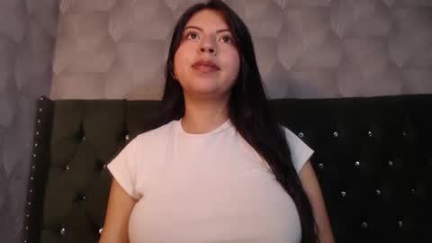 Isa online show from January 31, 7:11 pm