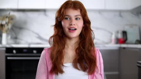 lina online show from November 25, 11:21 am