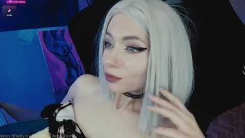 ALYSSA                online show from December 12, 6:42 pm