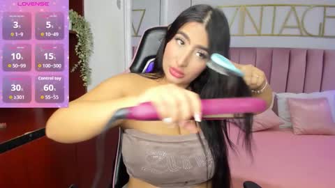 kaseythompson online show from October 3, 12:02 pm