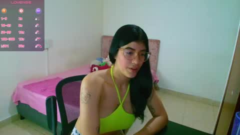 Snapshot of kassandra_0304 chatting on May 19, 12:00 pm Kassandra online show from May 19, 12:00 pm
