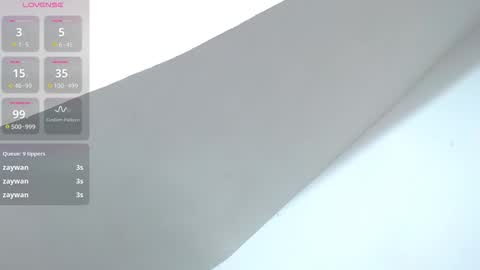 Snapshot of kassandraaa_ chatting on January 14, 10:58 pm Kasandra online show from January 14, 10:58 pm