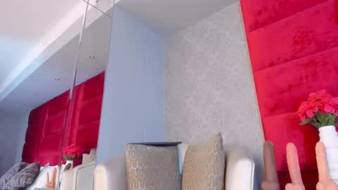 Snapshot of kassandrahall chatting on December 18, 8:57 pm Kasandra Hall online show from December 18, 8:57 pm